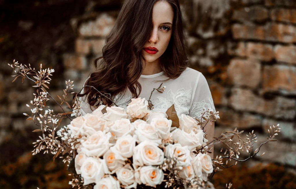 Что может быть лучше букета роз FirstFloral?